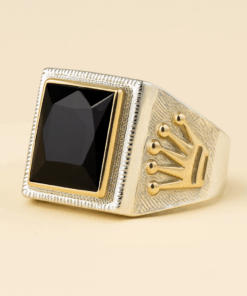 anillo plata y oro con piedra negra y aplique de corona