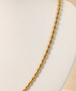 Cadena de acero quirúrgico dorado tipo lazo de 50 cm.