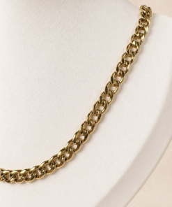 Cadena de acero quirúrgico dorado tipo cubana de 60 cm.