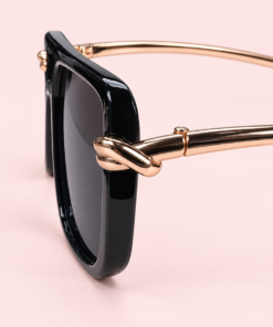 Lente de sol unisex NOVA rectangular de doble puente negro ¿con patillas metálicas doradas, cristal negro de perfil