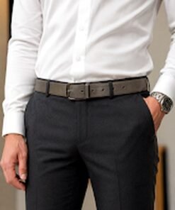 cinto para hombre de eco cuero de 3.5 cm con hebilla metálica rectangular en modelo vestido semi formal
