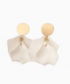 caravana petalo corta blanca con detalle en dorado