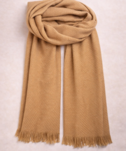 Pashmina lisa suave con flecos y diseño elegante color camel
