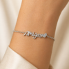 Pulsera de plata 925 con cadena rolito, palabra Amigas y corazón con circonias.