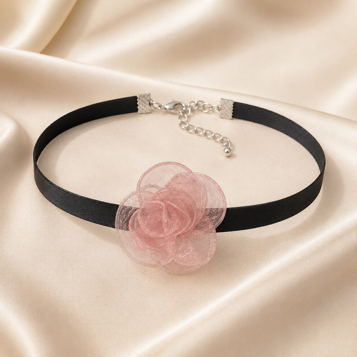 Choker negro con flor rosa de tela para mujer